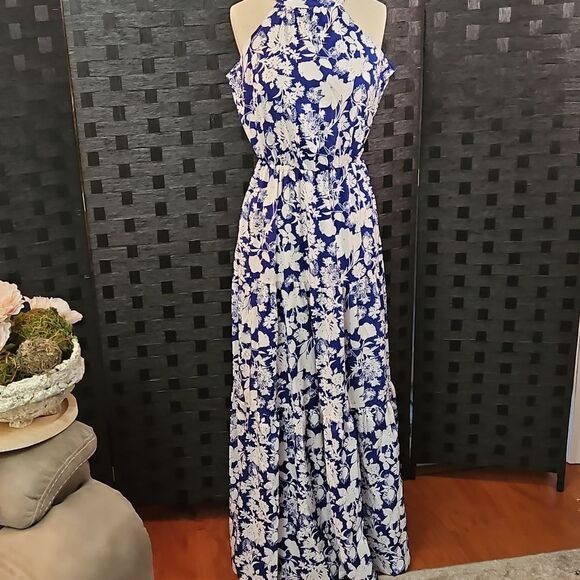 Floral Halter Maxi Dress - Blue and White Size Small - Picture 6 of 11
